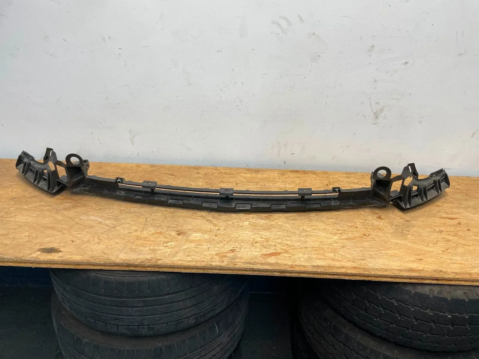 Mercedes E-Klasse AMG W213 Halter Frontstoßstange A2138852500 - Bild 1
