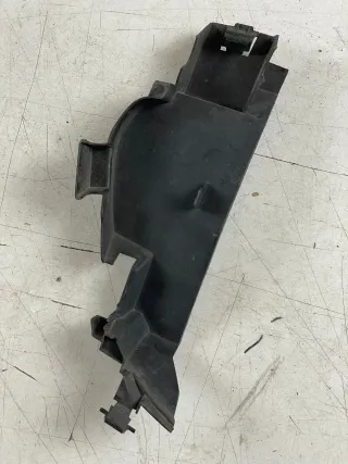 Mercedes-Benz A-Klasse W176 Luftleitlamelle Stoßstange Vorne Rechts A1768880238 - Bild 2