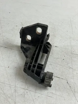 Mercedes Benz C-Klasse W205 RECHTE KÜHLERHALTERUNG A2055014420 - Bild 1