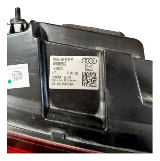 Original AUDI Q8 4MN LED-Schlussleuchte 4M8945695F - Bild 5