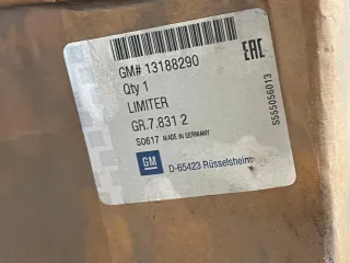 GM / OPEL CORSA D Stoßstangenträger hinten 13188290 Neu Original - Bild 3