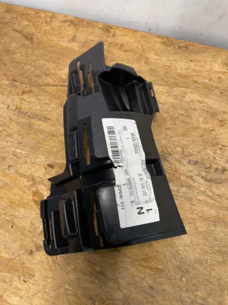 Mercedes GLC Halterung Stoßstange  A2538857806 - Bild 1