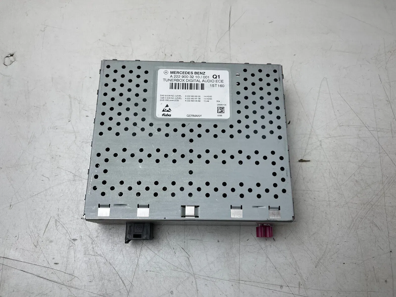 MERCEDES-BENZ Steuergerät Digital Audio Tuner Box A2229003210 Original - Bild 1