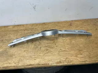 MERCEDES C-KLASSE W205 Kühlergrill Abdeckung Blende Frontgrill A2058880160 - Bild 4