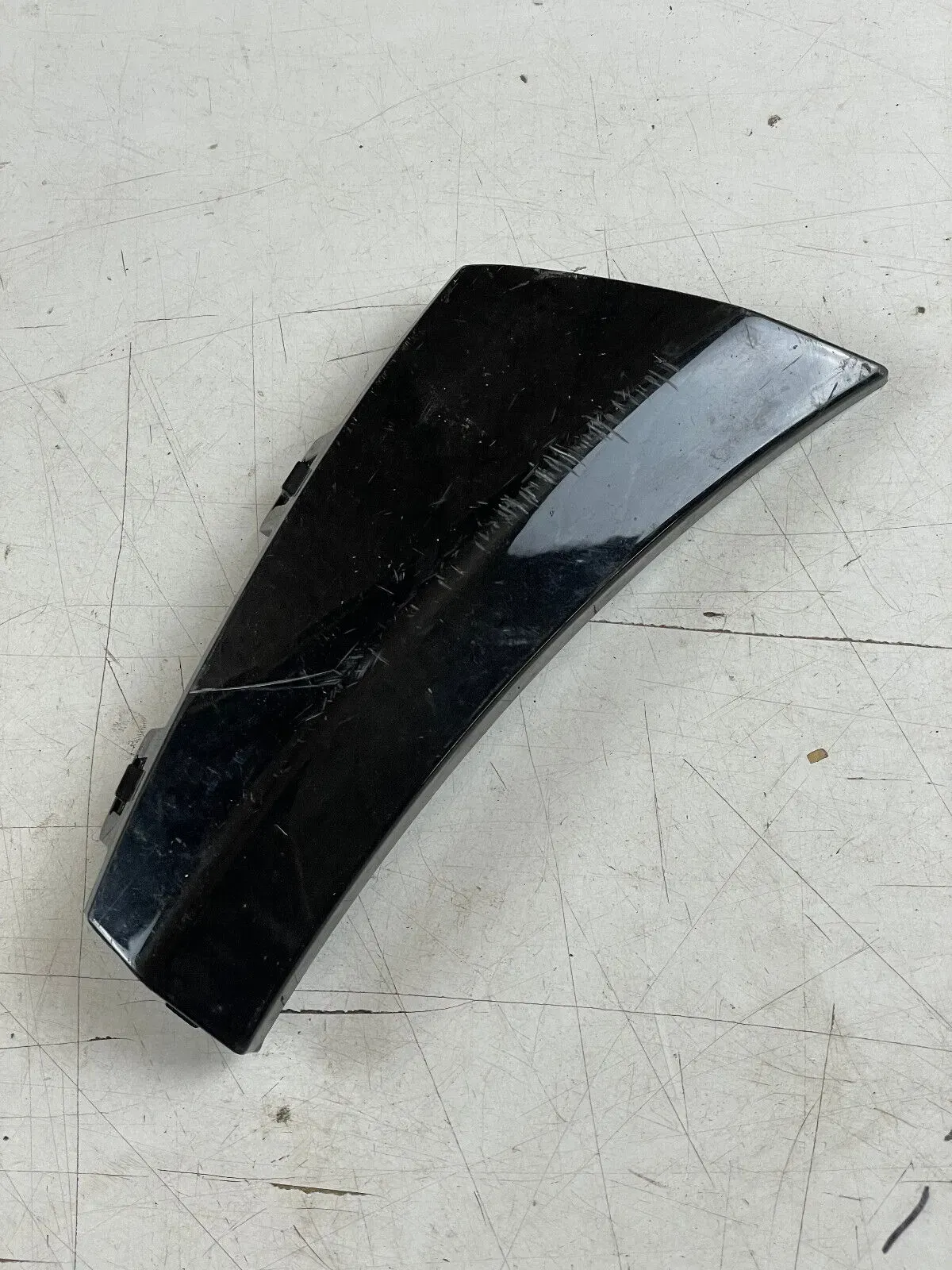 Mercedes W205 AMG Mopf Blende Abdeckung Stoßstange vorne links A2058856502 - Bild 1