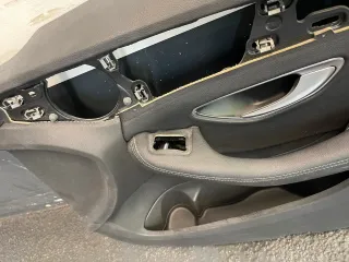 Mercedes Benz C-Klasse W205 Türvekleidung vorne rechts - Bild 4