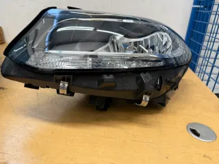 Frontscheinwerfer Mercedes-Benz W246 A2468205361 Links Scheinwerfer Headlight - Bild 2