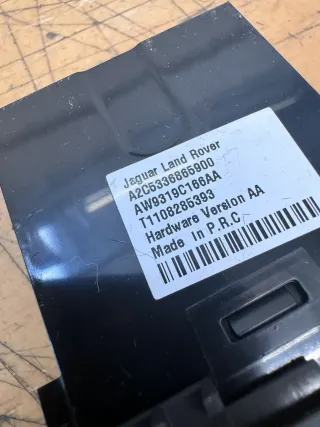 Jaguar X351 XJ XF X250 USB IPOD AUX IN ANSCHLUSS PORT HUB AW9319C166AA - Bild 2