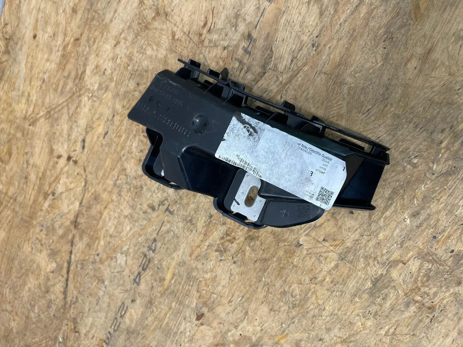 Mercedes GLC X253 Stoßstange Halter hinten rechts A2538851465 - Bild 1
