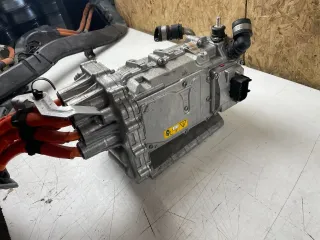 Mercedes Benz C-Klasse W205 Hybrid Spannungswandler Wechselrichter A2059000417 - Bild 7