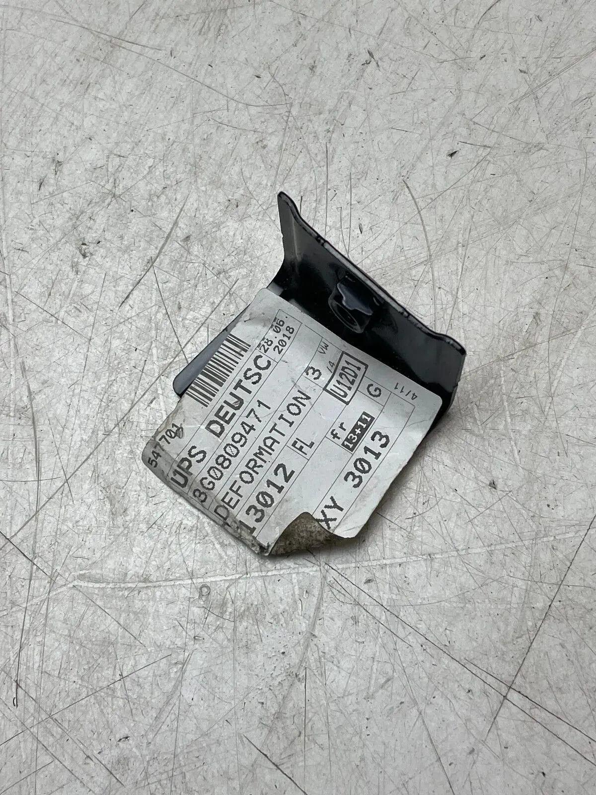 VW Passat B8 Deformationselement Halter Winkel 3G0809471 Original Neu - Bild 1