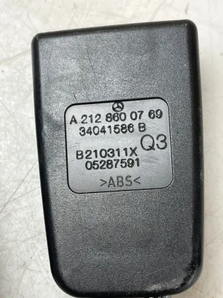 Mercedes E-Klasse S212 T-Model Sitzgurtschlösser dritte Sitz-Reihe A2128600769 - Bild 3