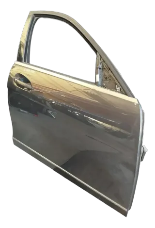 Original W204 Türe VR Lackcode 755 Beschädigt - Bild 3