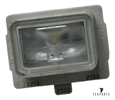 Background image for Mercedes Original LED Kennzeichenbeleuchtung Nummernschildleuchte A0999067000