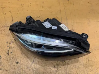 MERCEDES BENZ C-KLASSE W205 LED SCHEINWERFER RECHTS A2059068005 - Bild 3