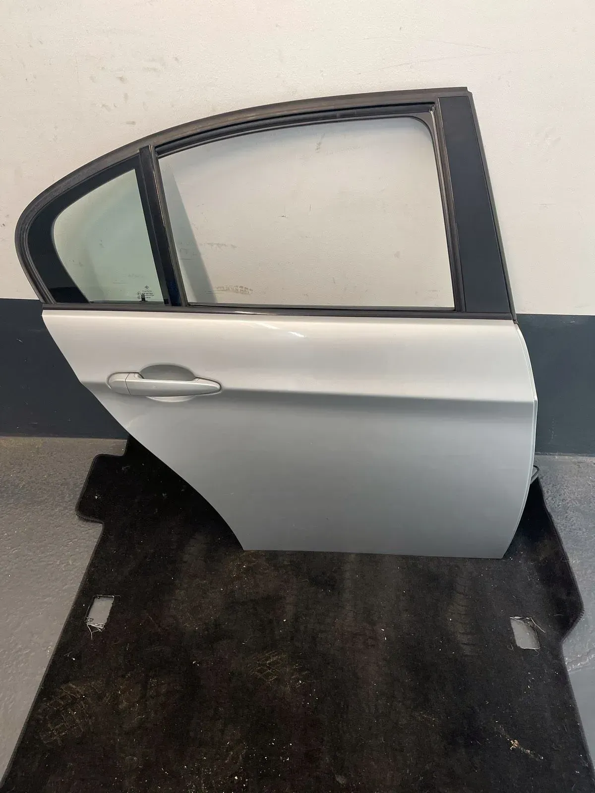 BMW E90 Türe hinten rechts 354 Titansilber komplett - Bild 1