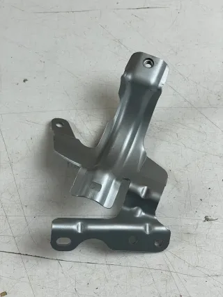 MERCEDES-BENZ  Wasserpumpe Halterung A2465040040 Neu Original - Bild 2