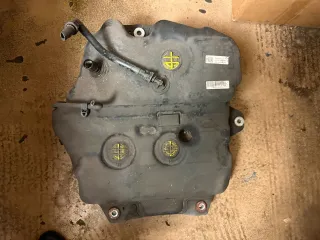 A2054706901 Mercedes C-klasse AdBlue tank Harnstofftank - Bild 1