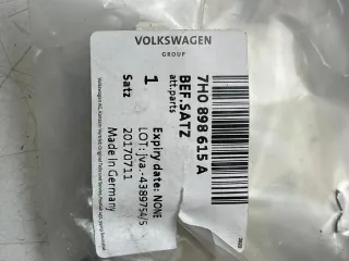 VW Transporter Befestigungssatz Frontklappe  7H0898615A Neu Original - Bild 4