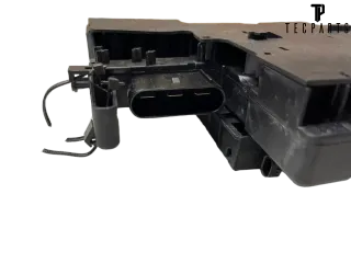 MERCEDES C-KLASSE W204 Sicherungskasten Batteriesteuergerät A2075400740 - Bild 4