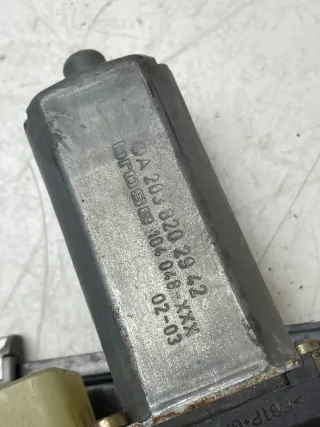 Mercedes Benz W203 Fensterhebermotor Gestänge HL A2038202942 - Bild 3