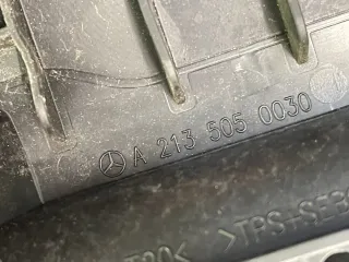 Mercedes E-Klasse W213 Luftkanal Luftführung Kühler oben  A2135050030 Original - Bild 3