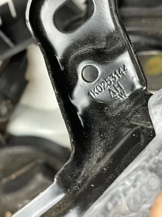 Audi VW Skoda VAG Auspuffhalter Halter für Auspuff 1K0253144 Original - Bild 3