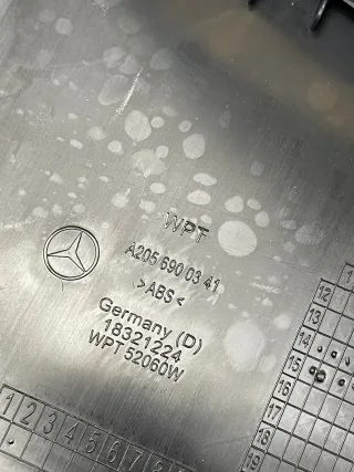 Mercedes Benz C-Klasse W205 Limo Laderaumkante Ladekante Verkleidung A2056900341 - Bild 4