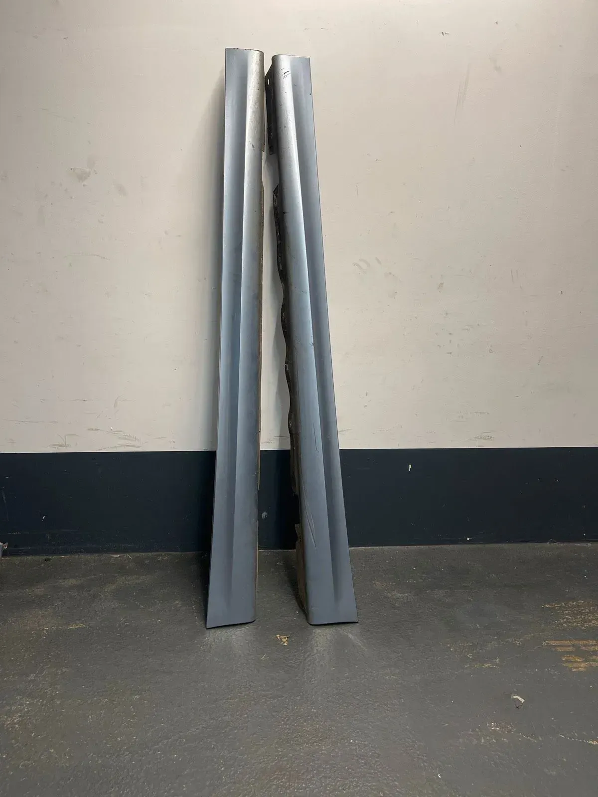 ORIGINAL BMW E90 E91 SEITENSCHWELLER RECHTS LINKS 896 Bluewater - Bild 1