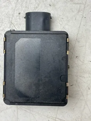 MERCEDES BENZ C-Klasse W205 Abstandssensor Radarsensor A0009056911 Bosch - Bild 2