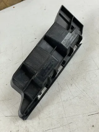 Mercedes-Benz W204 C-Klasse Grundträger Halterung hinten rechts A2048800203 - Bild 3