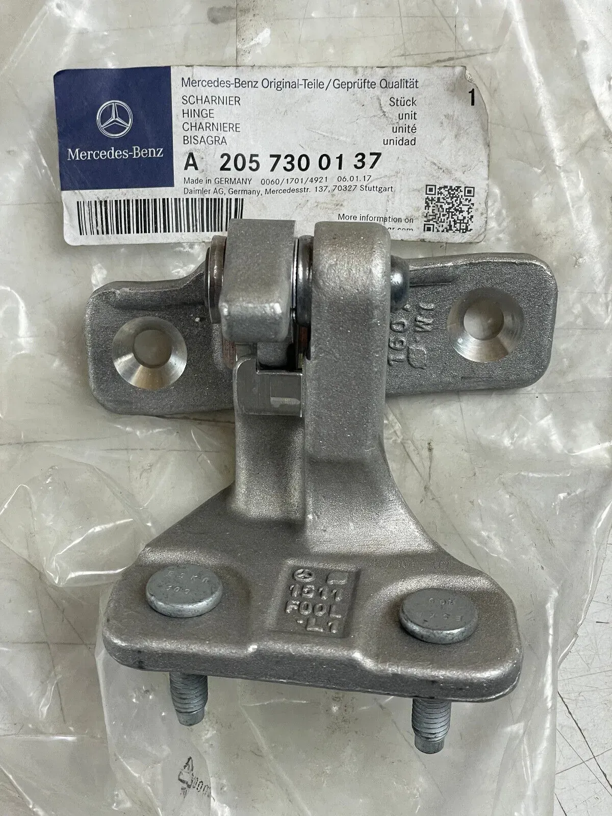 Mercedes W205/ S205 Türscharnier hinten links oben Scharnier Tür A2057300137 Neu - Bild 1