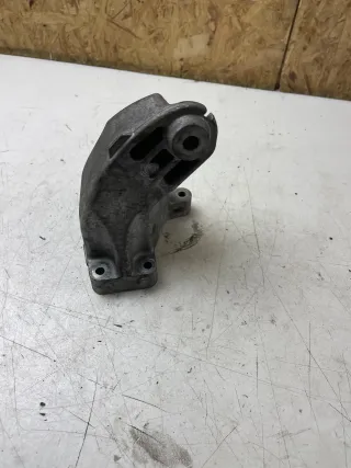 Mercedes Benz Motorlager Motorträger Motorhalter Halter Träger A6422235404 - Bild 2