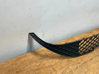 Mercedes W176 A-Klasse Stoßstange Gitter Grill vorne A1768850022 - Bild 2