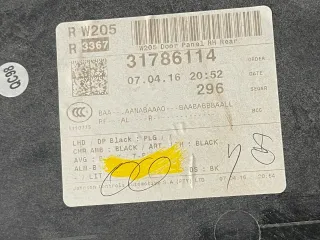 Mercedes Benz C-Klasse W205 Türvekleidung hinten rechts - Bild 12