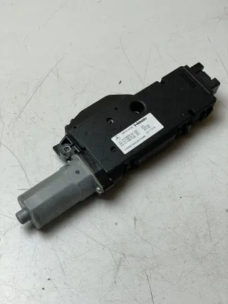 Mercedes E Klasse W213 S213 Panorama  Schiebedachmotor Stellmotor A2139062104 - Bild 1