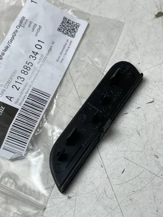 Mercedes W213 Heckstoßstange Abschlepphacken Öse Abdeckung A2138853401 Neu Origi - Bild 3