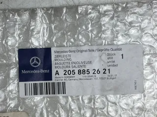 Mercedes C W205 AMG Zierleiste hinten mitte Diffusor A2058852621 Neu Original - Bild 6