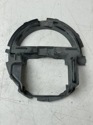 Mercedes W205 C200 Radarsensor Halterung Halter Träger  A2058880200 - Bild 1