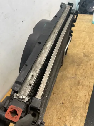 Mercedes Kühlerpaket Lüfter Kondensator Wasserkühler A2045000554 / A2049066802 - Bild 7