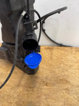 Original Ford Waschwasserbehälter Scheibenreinigung + Pumpen  JX7B13K175CD - Bild 3