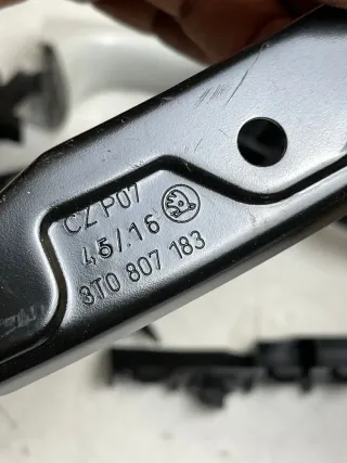 SKODA SUPERB STOßSTANGENHALTER FÜHRUNGSPROFIL VORNE LINKS 3T0807183 - Bild 3