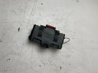 Mercedes Benz C Klasse W203  Sicherungskasten Batterie A2035450803 - Bild 3