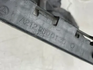 Mercedes W212 E-Klasse Halterung Stoßstange hinten links A2128800130 - Bild 3