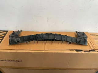 Mercedes A-Klasse W176 Verstärkung Schlossträger A1768850423 - Bild 2