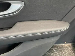 Mercedes Benz C-Klasse W205 Türvekleidung hinten rechts - Bild 4