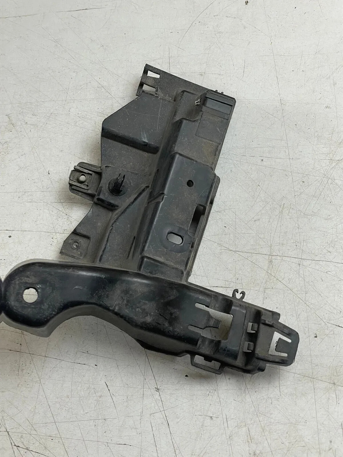 Mercedes GLC C253 Coupé AMG Stoßstange hinten rechts Seitenhalterung A2538851906 - Bild 1