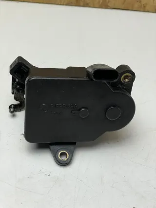 Mercedes Benz ML C-CLK-E-G-M-Klasse Stellmotor Drallklappe Pierburg A6421500594 - Bild 3