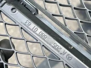 Mercedes C-Klasse W205 Kühlergrill Frontgrill Kühlerverkleidung  A2058803783 - Bild 6
