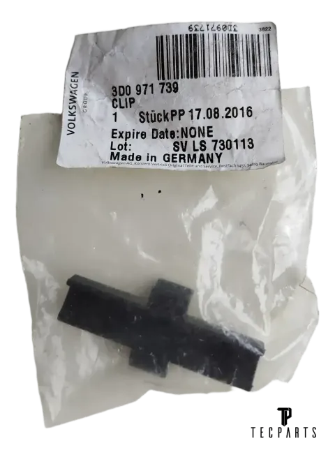 Background image for New Original Volkswagen OEM 3D0971739A CLIP Genuine